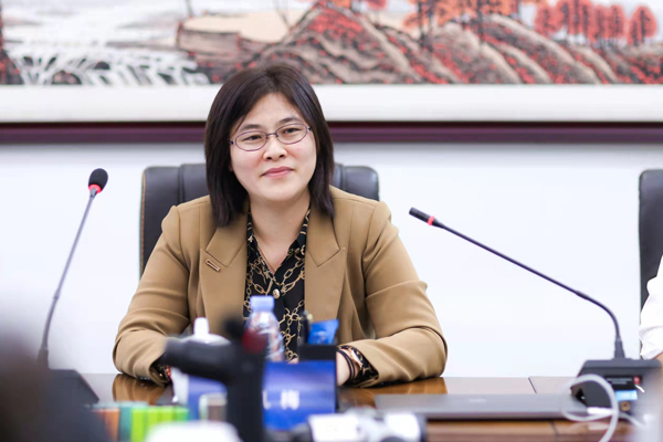 深圳市比克動力電池有限公司 副總裁 李鳳梅