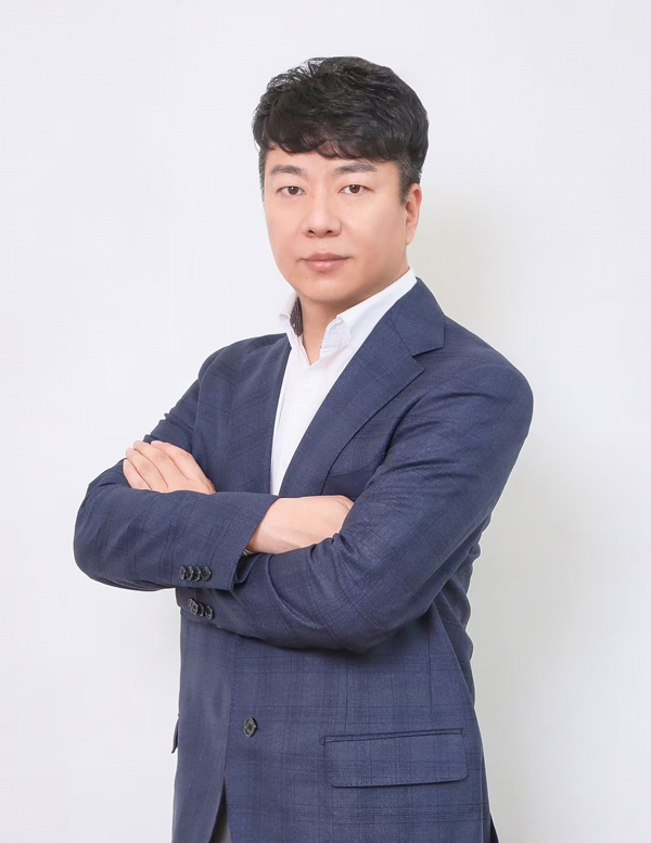 億恩科新能源科技(張家港保稅區(qū))有限公司 總經(jīng)理 朱超 億恩科新能源科技(張家港保稅區(qū))有限公司 總經(jīng)理 朱超