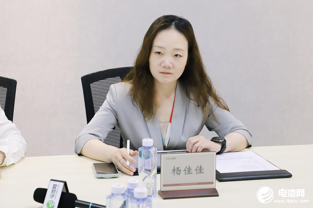 中國電池新能源產業鏈調研采訪團(廣東站)一行到訪億緯鋰能 中國電池新能源產業鏈調研采訪團(廣東站)一行到訪億緯鋰能