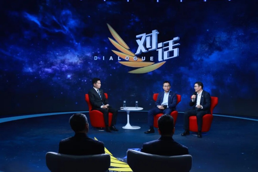 歷史級(jí)時(shí)刻！萬億級(jí)大產(chǎn)業(yè)，引爆全球→